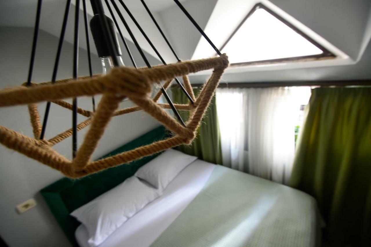 טיראנה Hotel Niku מראה חיצוני תמונה